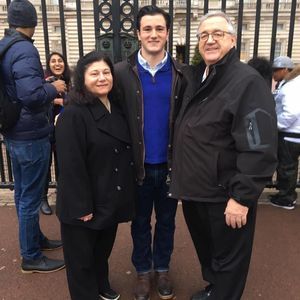 Meet your Posher, Robert